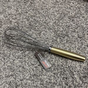 NWT - cravings by Chrissy whisk